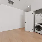 Stylist Downtown La Gateway- 1Bd Apartment