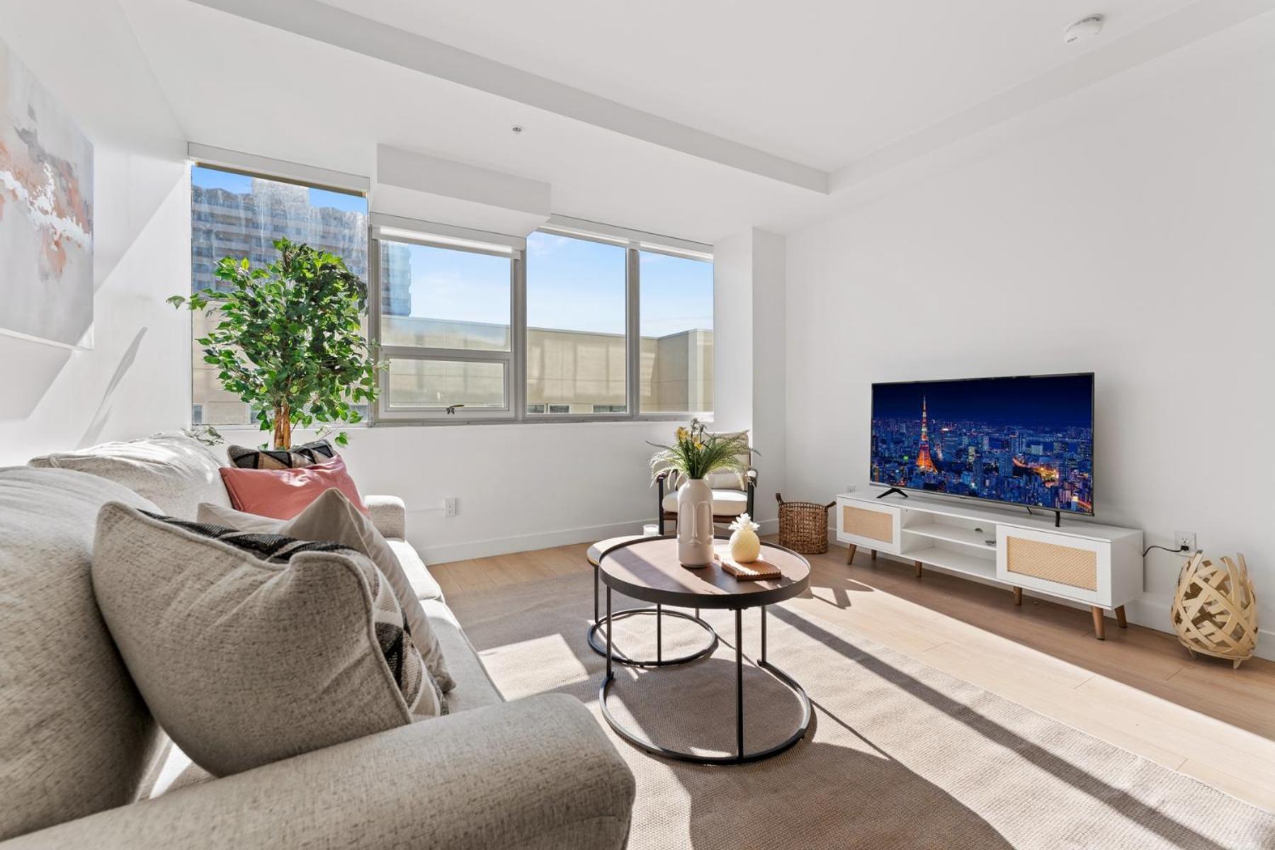 Stylist Downtown La Gateway- 1bd *